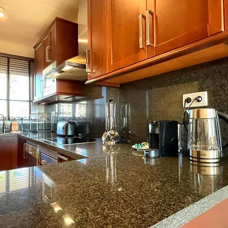 Malibu Mansion Panoramic Dreamhome With Jacuzzi By Solrentspain Apartment